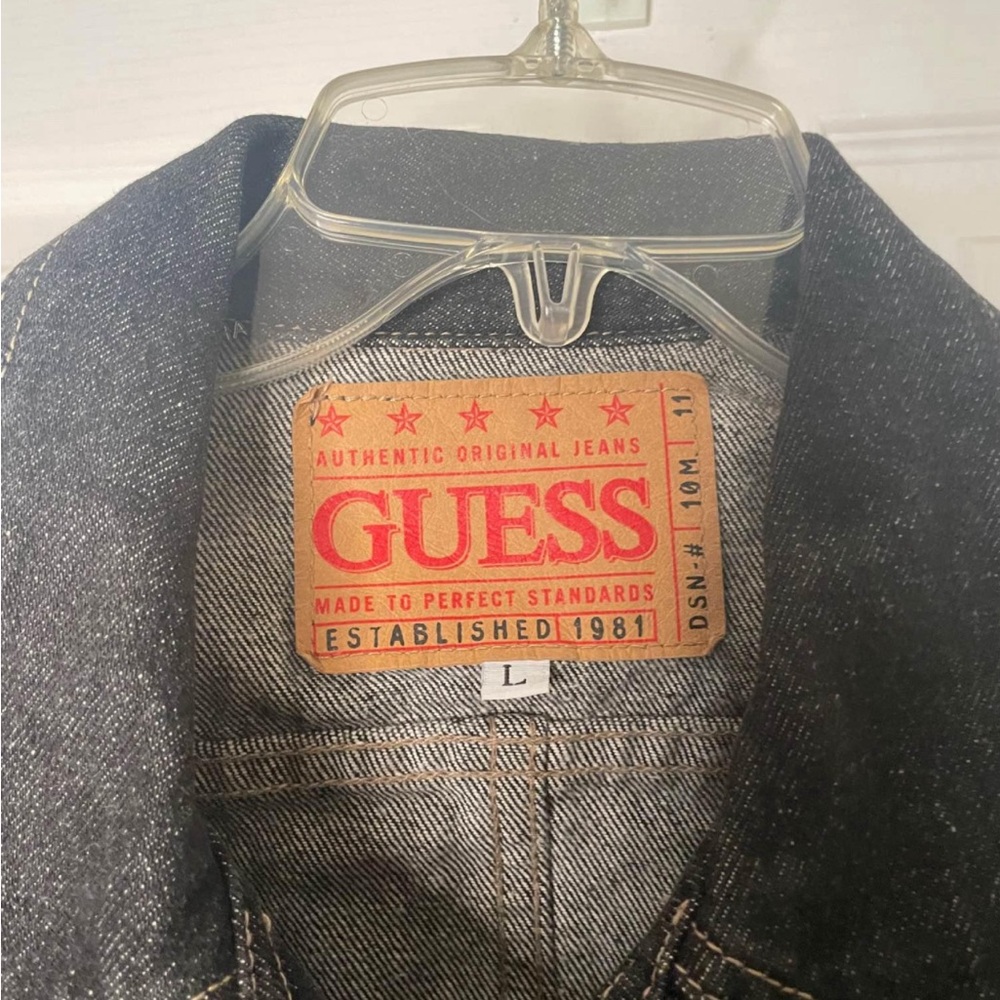 Guess black denim jacket - Picture 2 of 5
